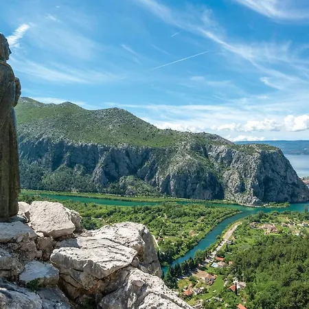Awesome In With House A Mountain View Omiš